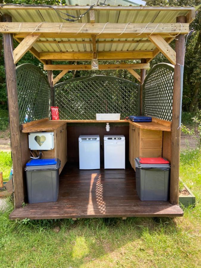 Quex Livery Glamping Birchington-on-Sea Esterno foto