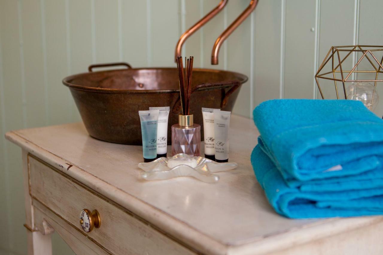 Quex Livery Glamping Birchington-on-Sea Esterno foto